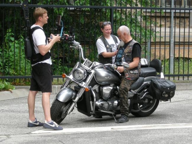 BU-Mitglied mit Bike